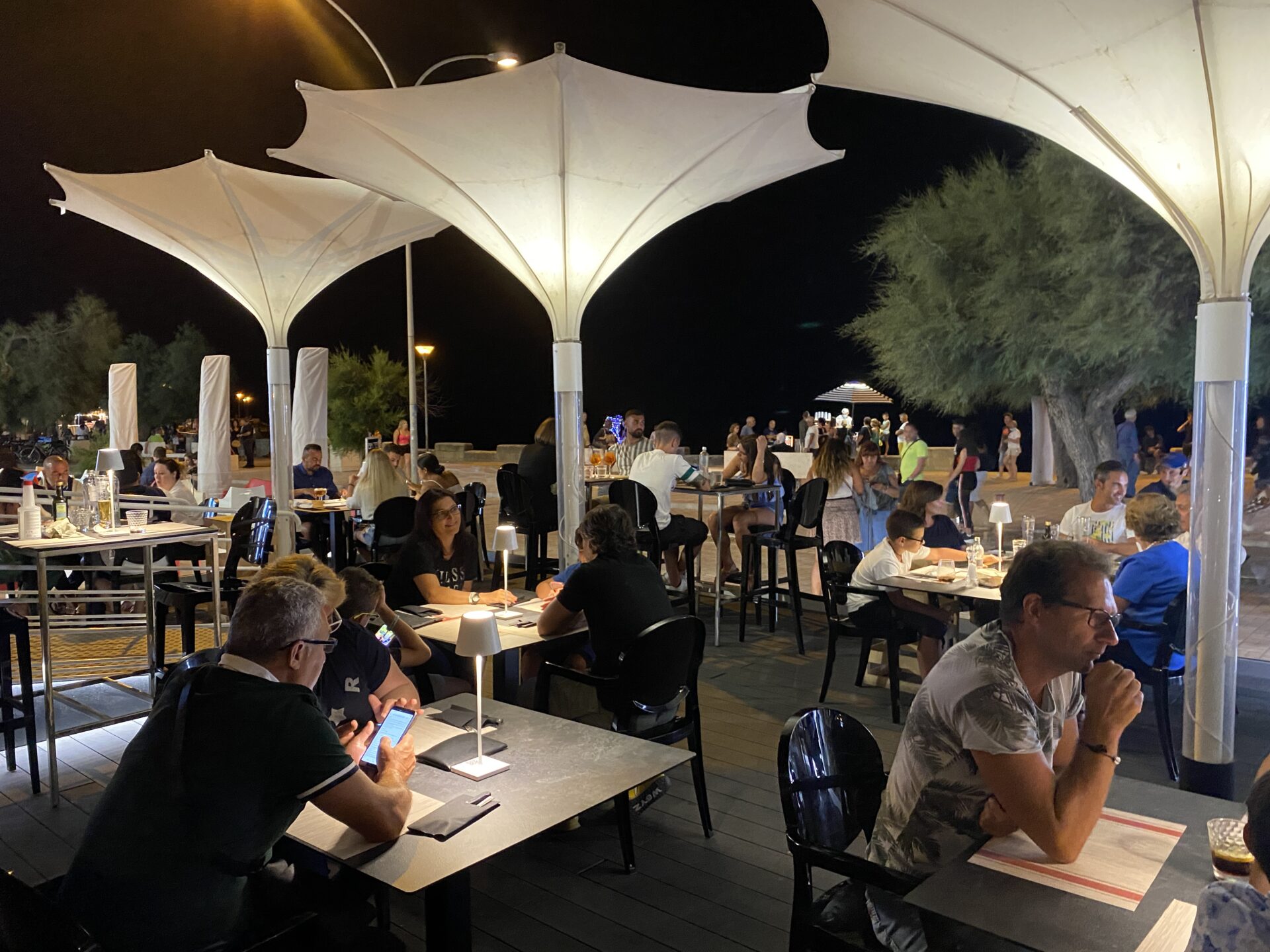 Azzurra: ristorante e pizzeria iconica nel Salento